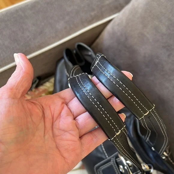 COACH leather shoulder bag - Picture 10 of 16